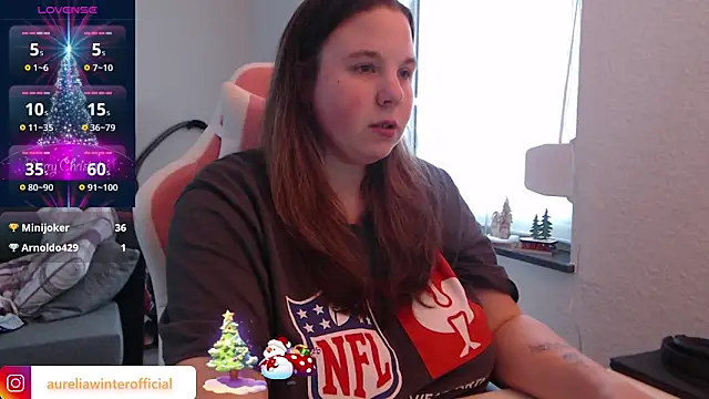 Snapshot of AureliaWinter chatting on 12.10.24 AureliaWinter online show from 12.10.24