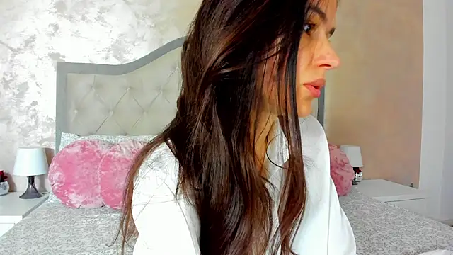 JennaMyers online show from 04.17.26