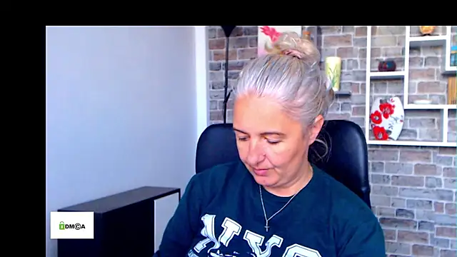 angel devil milf online show from 10.20.25