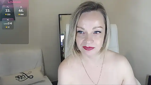 Tilly Eliot online show from 12.30.24