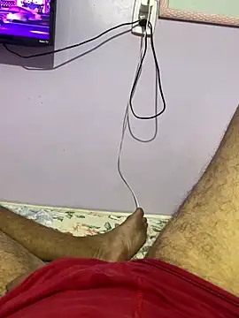 Snapshot of cf27 chatting on 11.20.25 cf27 online show from 11.20.25