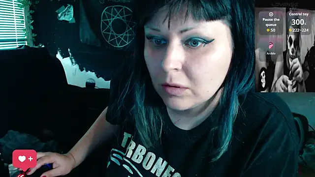 Snapshot of Psychobitch7 chatting on 06.13.26 Psychobitch7 online show from 06.13.26