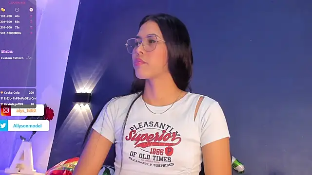 alysson 18 online show from 12.18.24