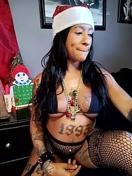 iitsolivia13 online show from 12.16.24