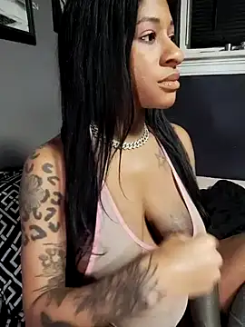 iitsolivia13 online show from 01.26.25