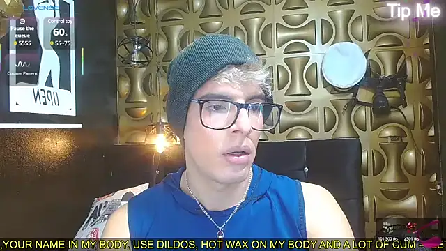 Snapshot of angel_sexyevil chatting on 01.31.25 angel sexyevil online show from 01.31.25