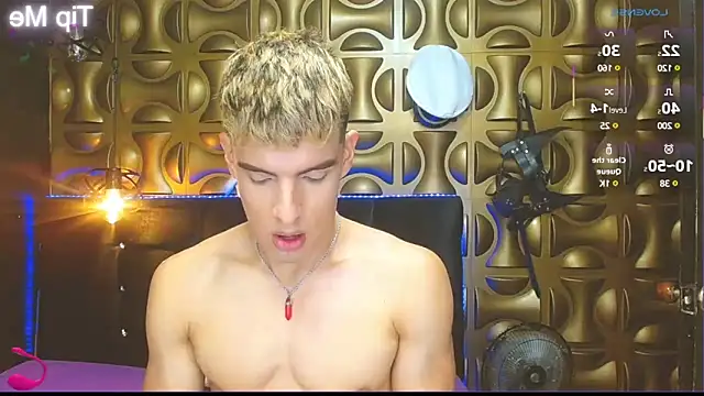 Snapshot of angel_sexyevil chatting on 03.06.25 angel sexyevil online show from 03.06.25
