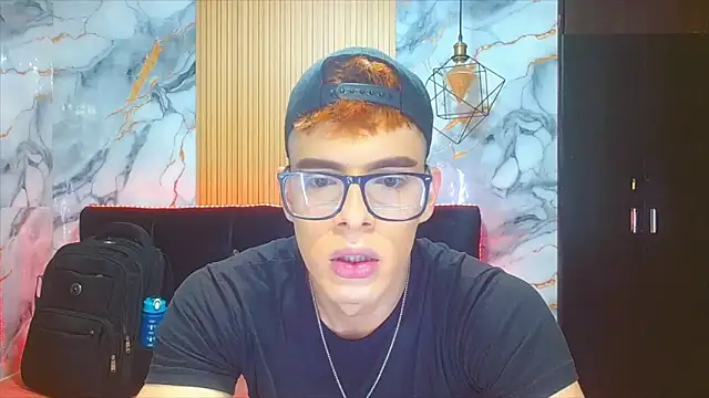 Snapshot of angel_sexyevil chatting on 09.21.25 angel sexyevil online show from 09.21.25