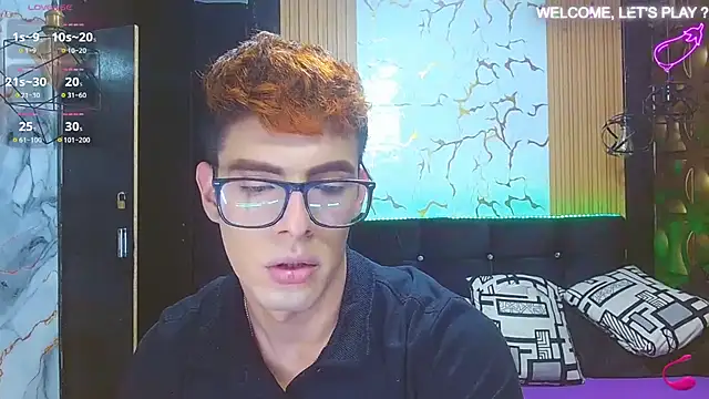 Snapshot of angel_sexyevil chatting on 10.13.25 angel sexyevil online show from 10.13.25