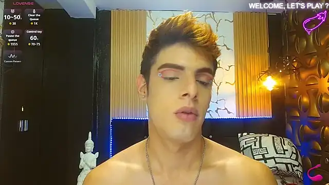 Snapshot of angel_sexyevil chatting on 10.27.25 angel sexyevil online show from 10.27.25