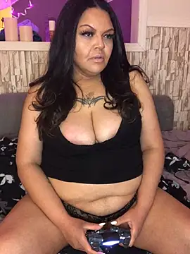 Snapshot of Mila_Ferrara chatting on 01.10.25 Mila Ferrara online show from 01.10.25