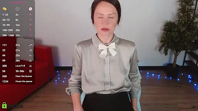 VickyGolden online show from 05.23.26