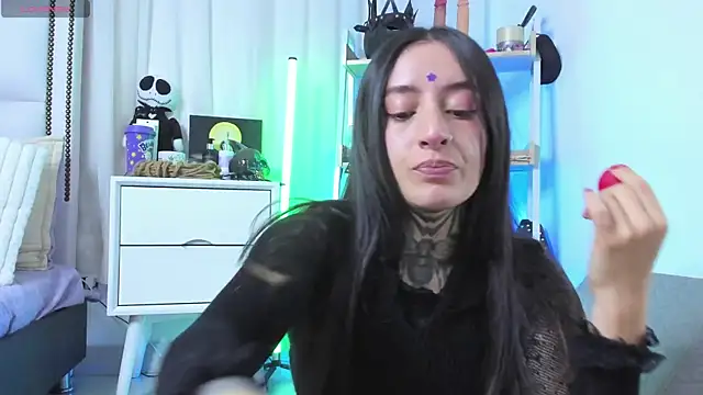 SAMANTHA DM online show from 10.05.25