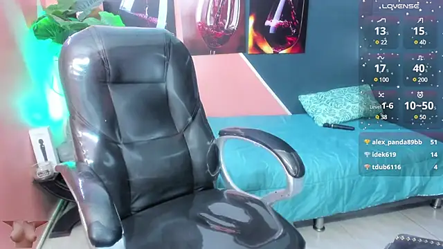 pearl weet online show from 01.26.25