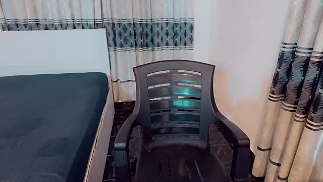 Snapshot of SonY_CaM chatting on 01.19.26 SonY CaM online show from 01.19.26