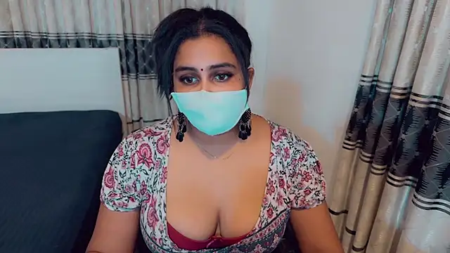 Snapshot of SonY_CaM chatting on 03.26.26 SonY CaM online show from 03.26.26