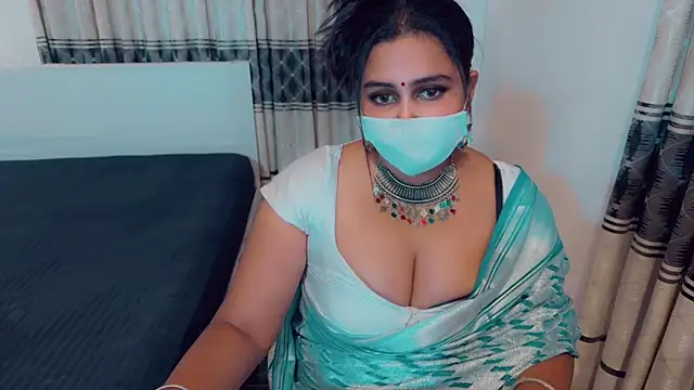 Snapshot of SonY_CaM chatting on 04.06.26 SonY CaM online show from 04.06.26