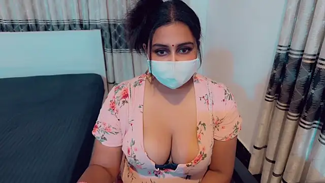 Snapshot of SonY_CaM chatting on 04.11.26 SonY CaM online show from 04.11.26