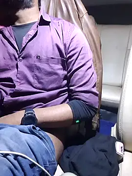 raji9290 online show from 03.17.25