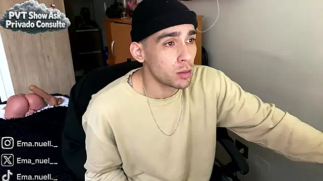 Snapshot of Emanuell__ chatting on 07.22.26 Emanuell online show from 07.22.26