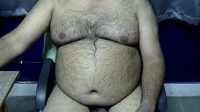 hairysubcub 70 online show from 01.18.25