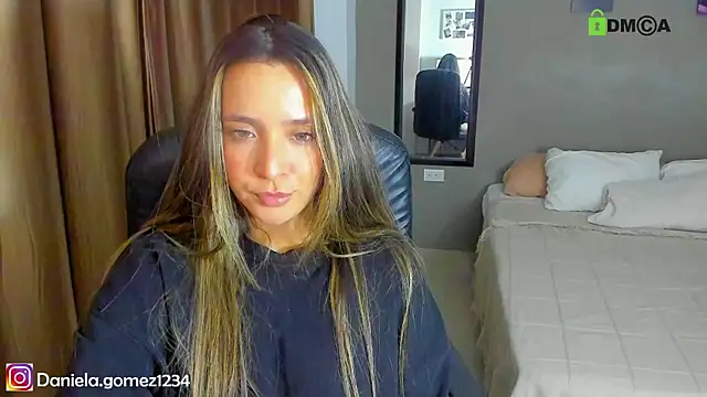 Danielacams online show from 09.17.25