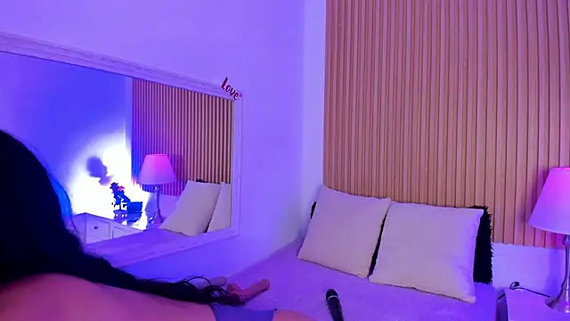 Snapshot of GenesisRuiz chatting on 03.12.25 GenesisRuiz online show from 03.12.25