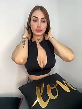 SofiaCarter online show from 02.18.25