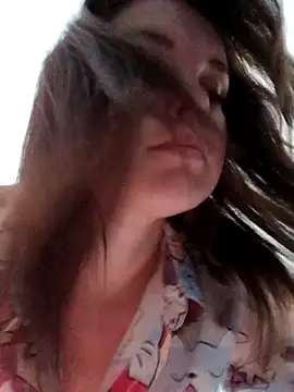 LazyTanukii online show from 10.01.25