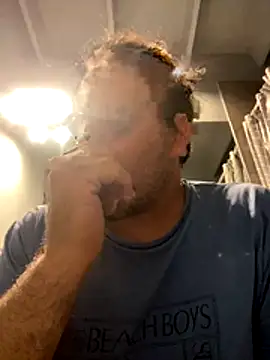 Snapshot of carlos01172011 chatting on 10.31.25 carlos01172011 online show from 10.31.25