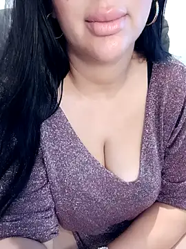 Snapshot of Queen_sousou chatting on 09.19.25 Queen sousou online show from 09.19.25