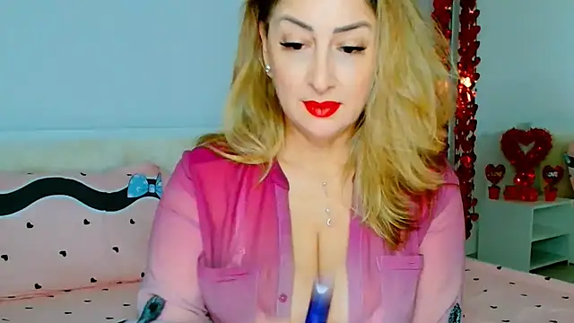 Tyana40 online show from 02.12.25