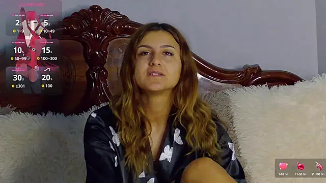 NicolePlay online show from 09.26.25