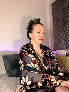 Snapshot of FemDom_RubyKnightXXO chatting on 10.22.25 FemDom RubyKnightXXO online show from 10.22.25