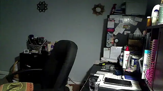 XTRAHORNYONE online show from 05.08.26