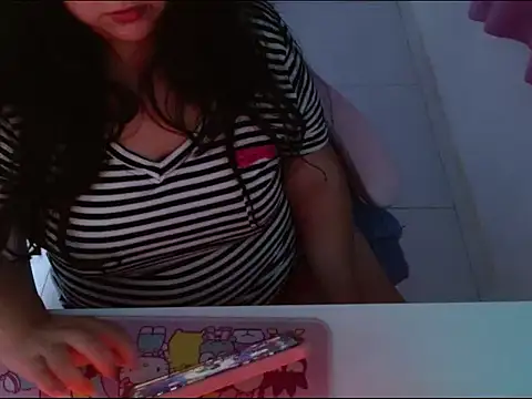 KittyK3 online show from 10.08.25