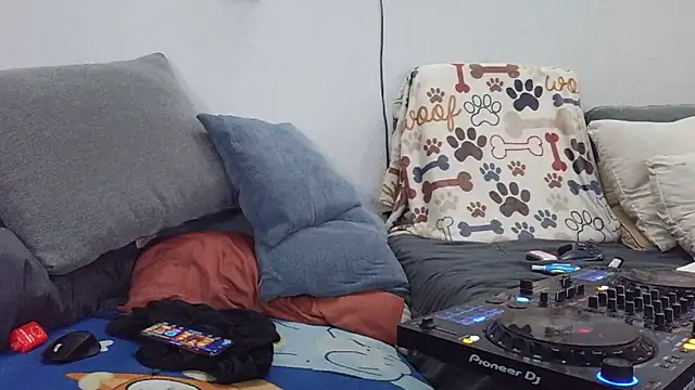 pyrowuff online show from 09.10.25