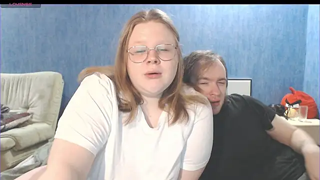 Touch me more please online show from 01.26.25