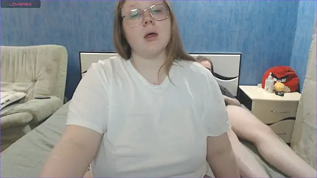 Touch me more please online show from 03.11.25