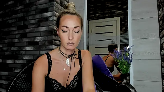 StarryHanna online show from 01.15.25