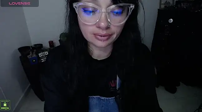 Alexa-Sweet69 online show from 12.19.24