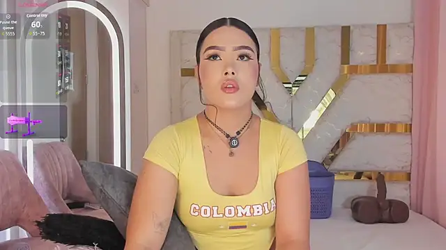 sophy champagne online show from 07.15.26