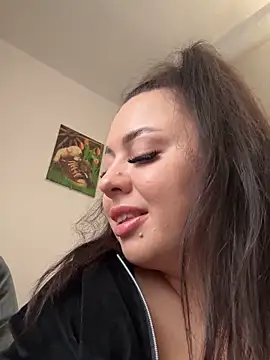 Sara Slow online show from 10.02.25