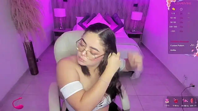 emmy walker online show from 09.22.25