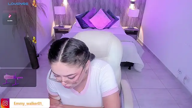 emmy walker online show from 10.06.25