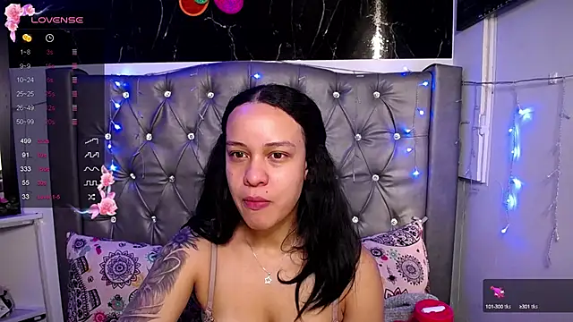 LAILAGUMMY online show from 12.21.24