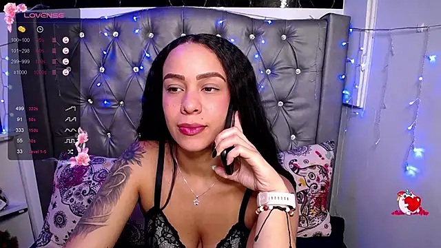 LAILAGUMMY online show from 01.17.25