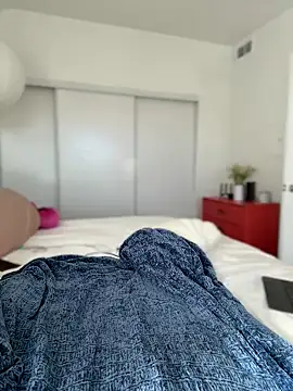 SerenaCloud online show from 02.01.25