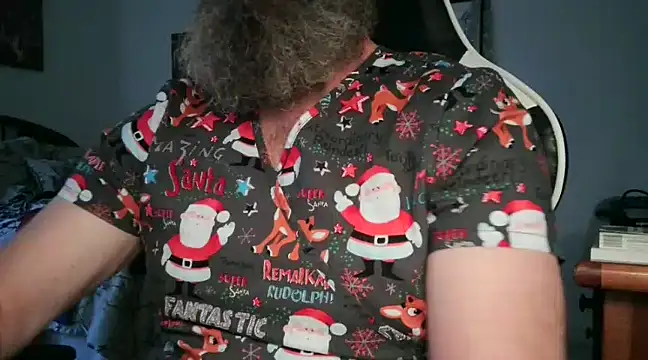 Snapshot of usdirtymikee9 chatting on 12.19.24 usdirtymikee9 online show from 12.19.24