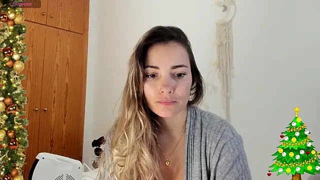NiaStone online show from 12.07.24